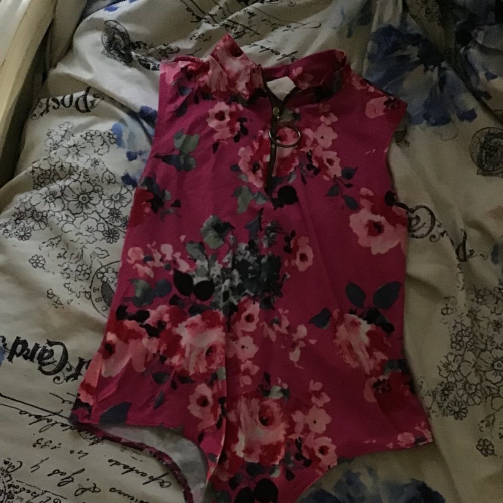 flower body shirt